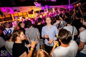 2022-08-05-pentek-ejjel